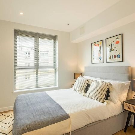 Executive 2Br Apartment Next To Station + Parking CBG エクステリア 写真